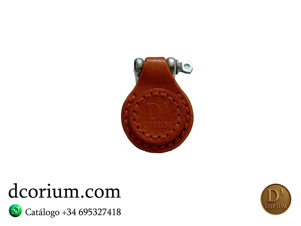 Llavero D´CORIUM naranja - Imagen 2