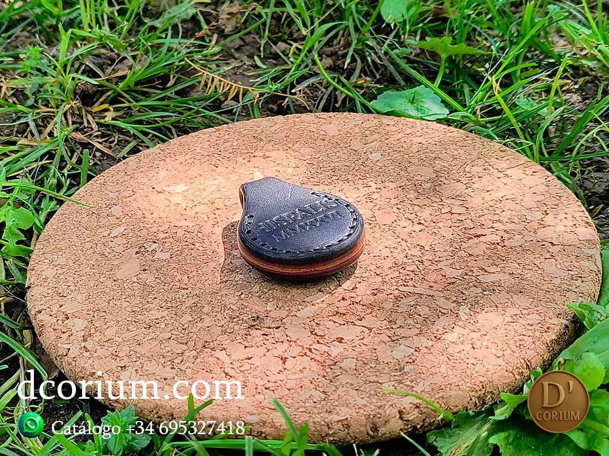 Llavero D´CORIUM negro España - Imagen 8