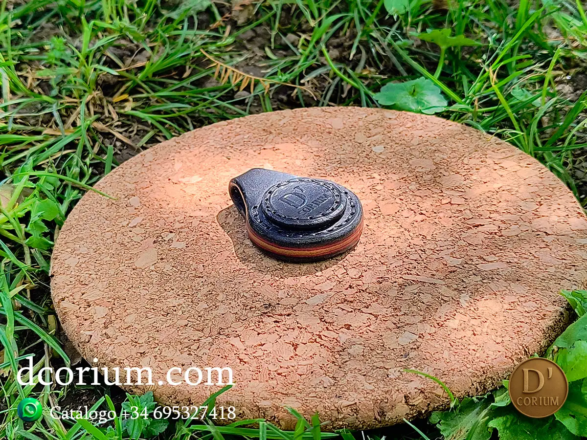 Llavero D´CORIUM negro España - Imagen 9