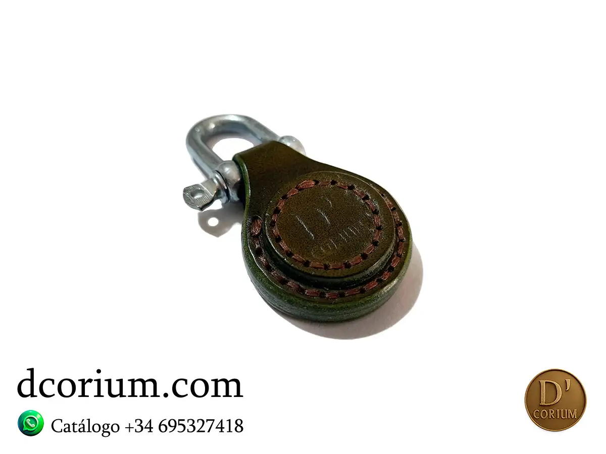 Llavero D´CORIUM verde - Imagen 6
