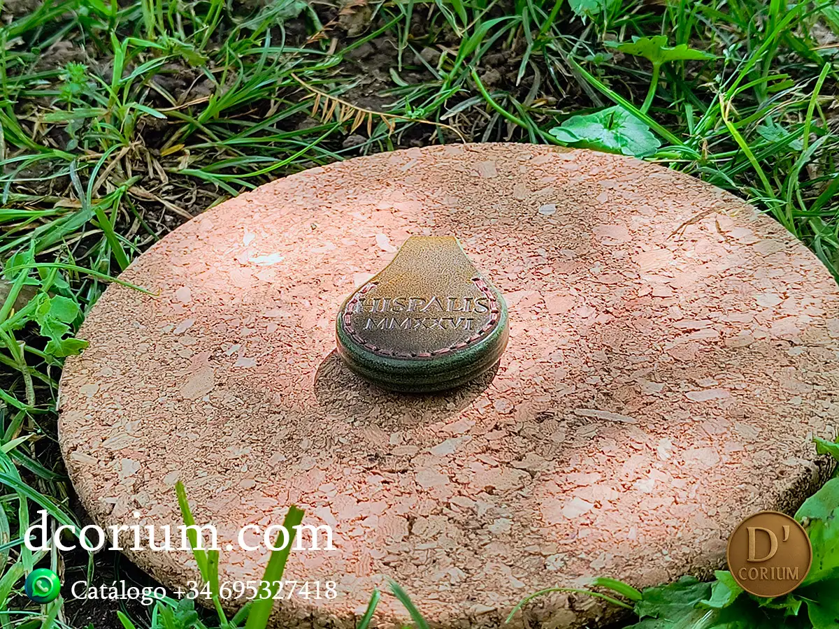 Llavero D´CORIUM verde - Imagen 10